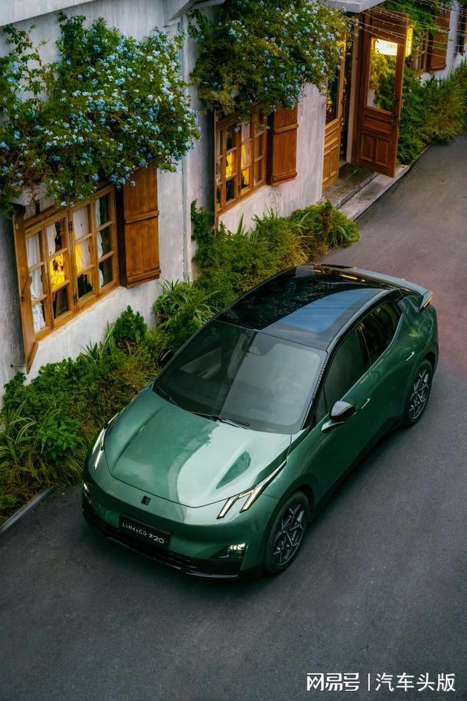 1099万起的领克Z20让日常代步有精致格调闭眼入！